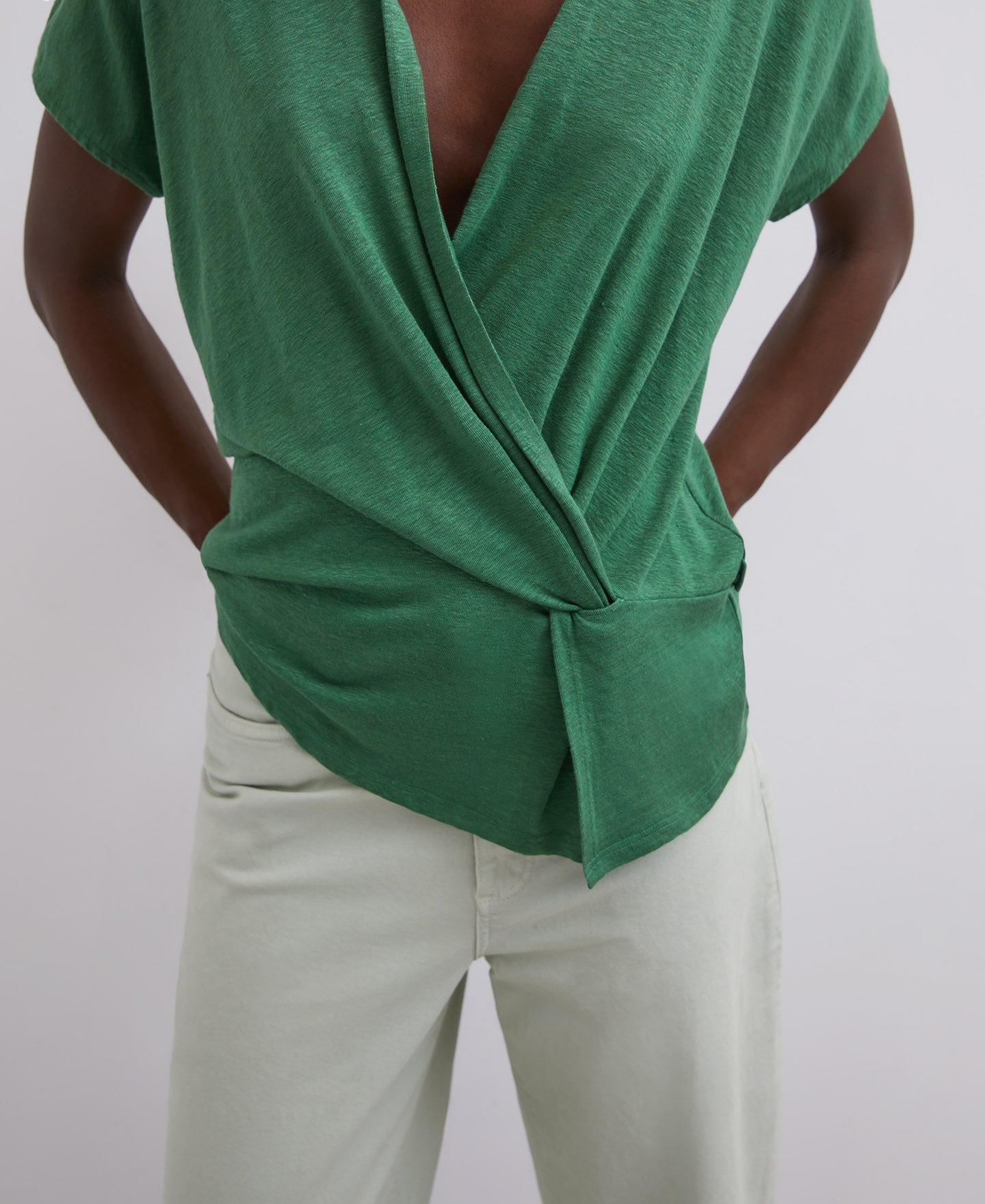 Women T-Shirt (Short Sleeve) | Green Stretch Linen T-Shirt by Spanish designer Adolfo Dominguez