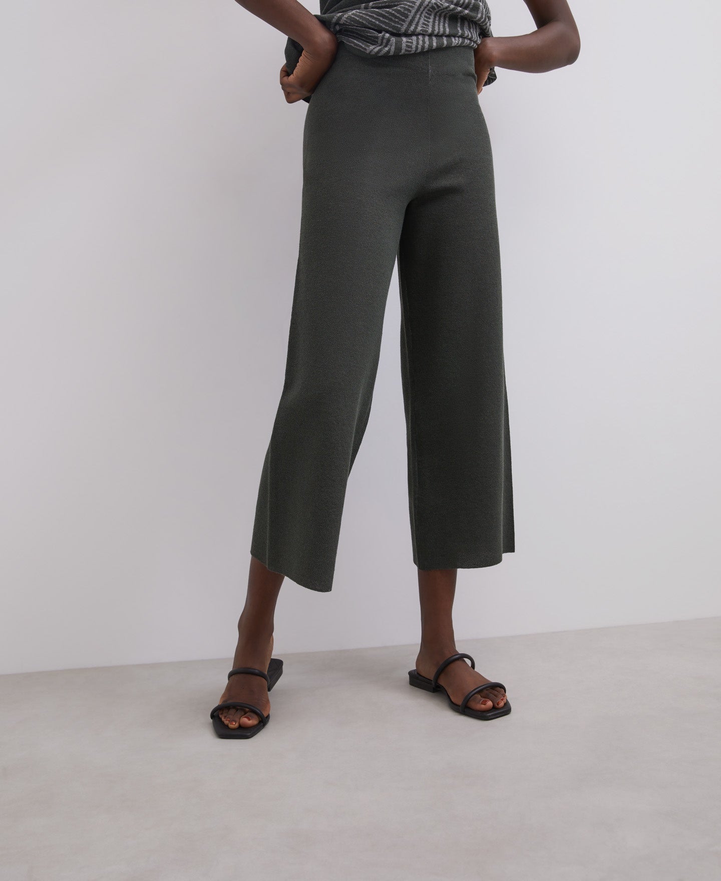 Women Trousers | Green/Ecru Two-Colour Linen Jaquard Trousers by Spanish designer Adolfo Dominguez