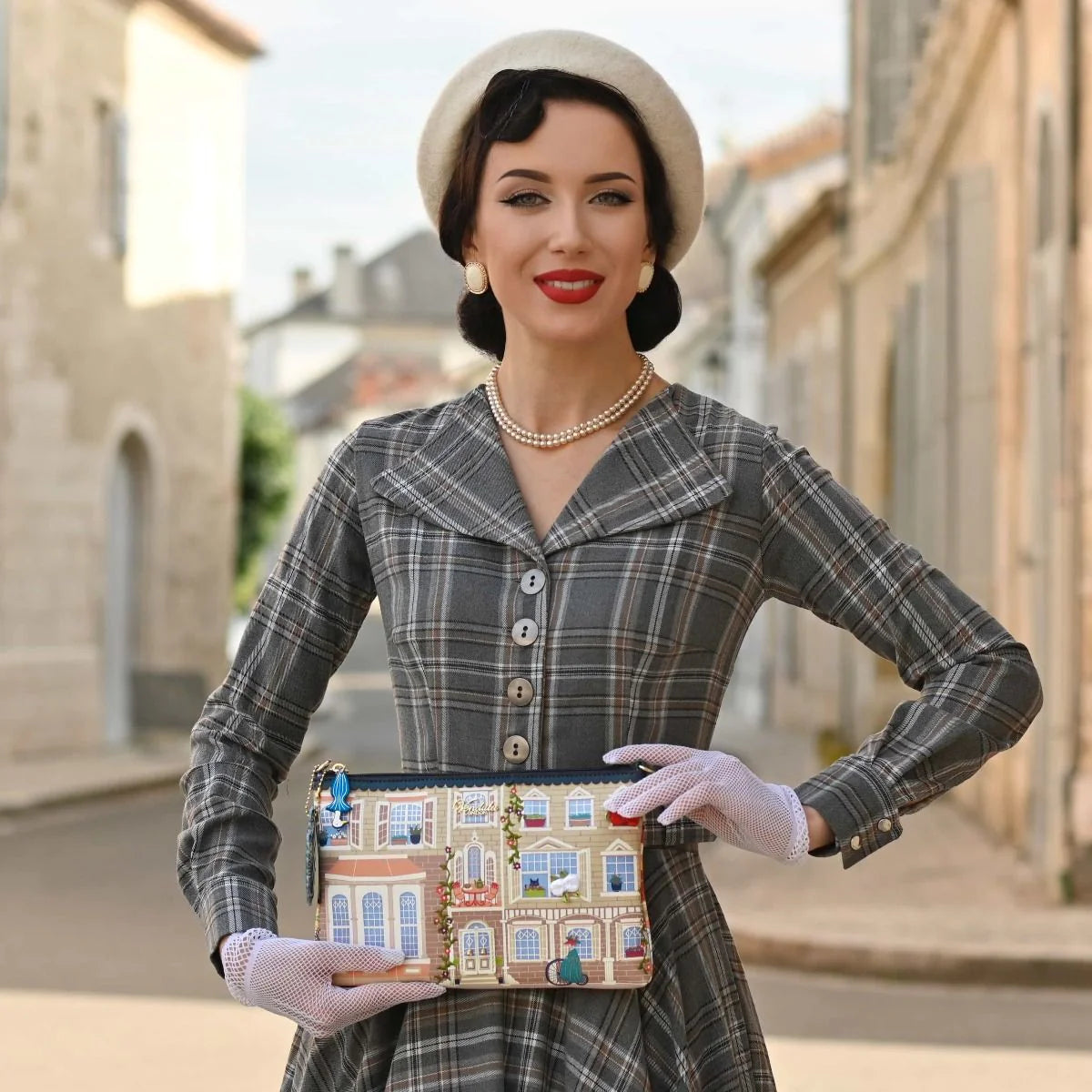 Heritage Victorian Dolls House Pouch Bag