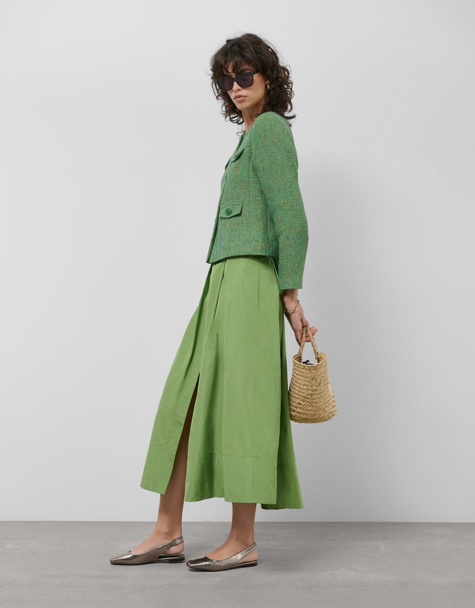 Skirts | Long green taffeta skirt with front slit by Spanish designer Roberto Verino