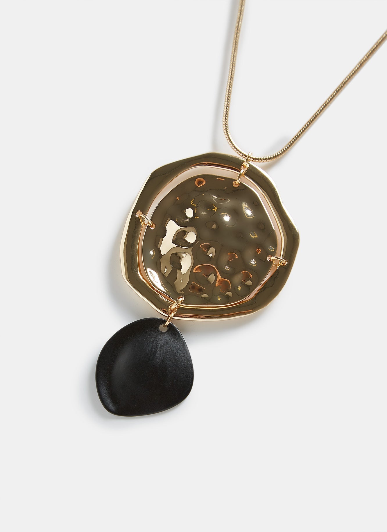 Women Necklace | Long Necklace With Lacquered Pen by Spanish designer Adolfo Dominguez