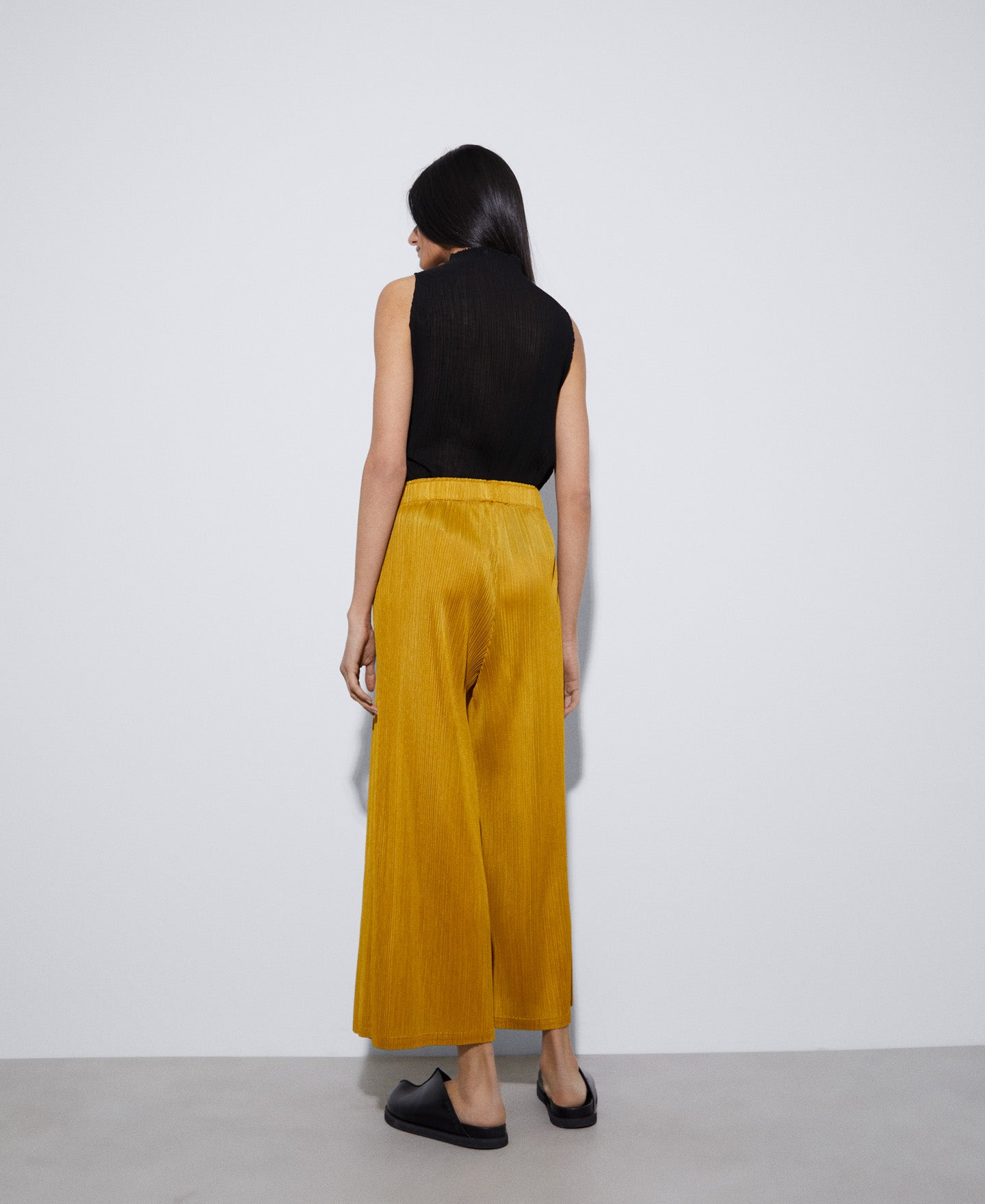 Women Trousers | Pistachio Green Crinkle Trousers by Spanish designer Adolfo Dominguez