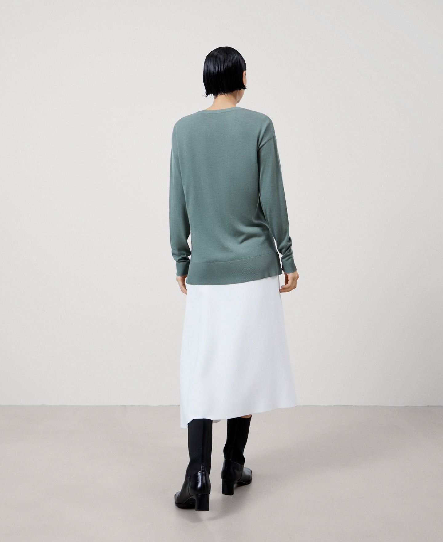Women Jersey | Sea Water Green Merino Wool V-Neck Sweater by Spanish designer Adolfo Dominguez