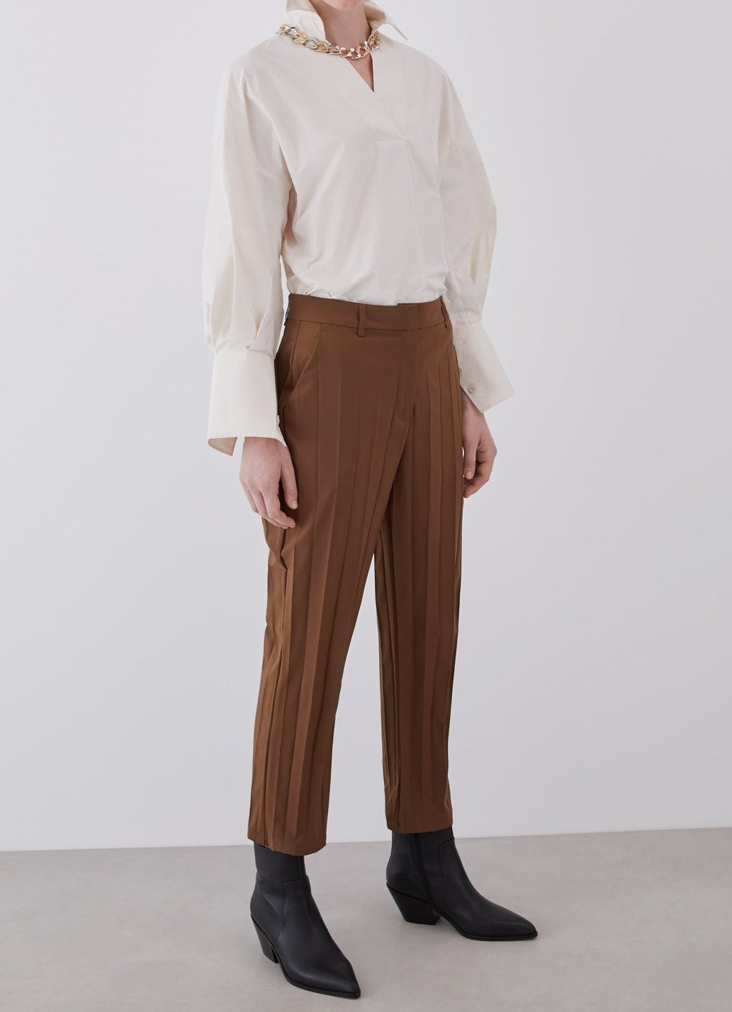 Women Trousers | Toffe Pleated Ankle Length Trousers by Spanish designer Adolfo Dominguez