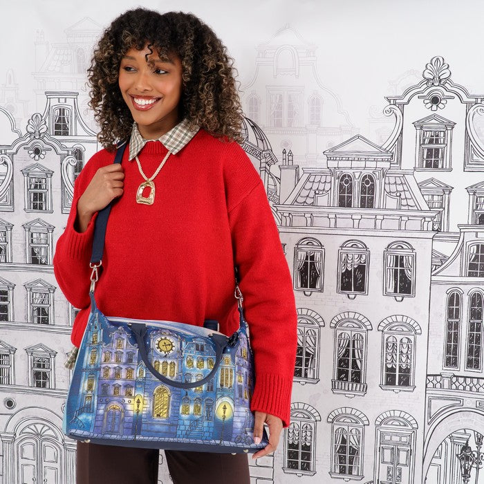 Vendula London Cats In The City Bonnie Weekender – model shot 2