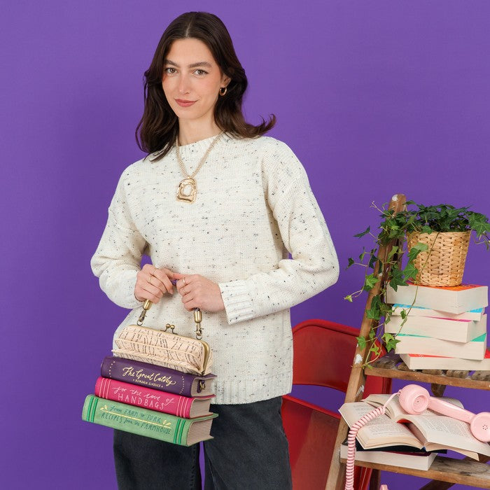 Vendula London Travelling Library Bookshop Turn The Page Bag – model shot
