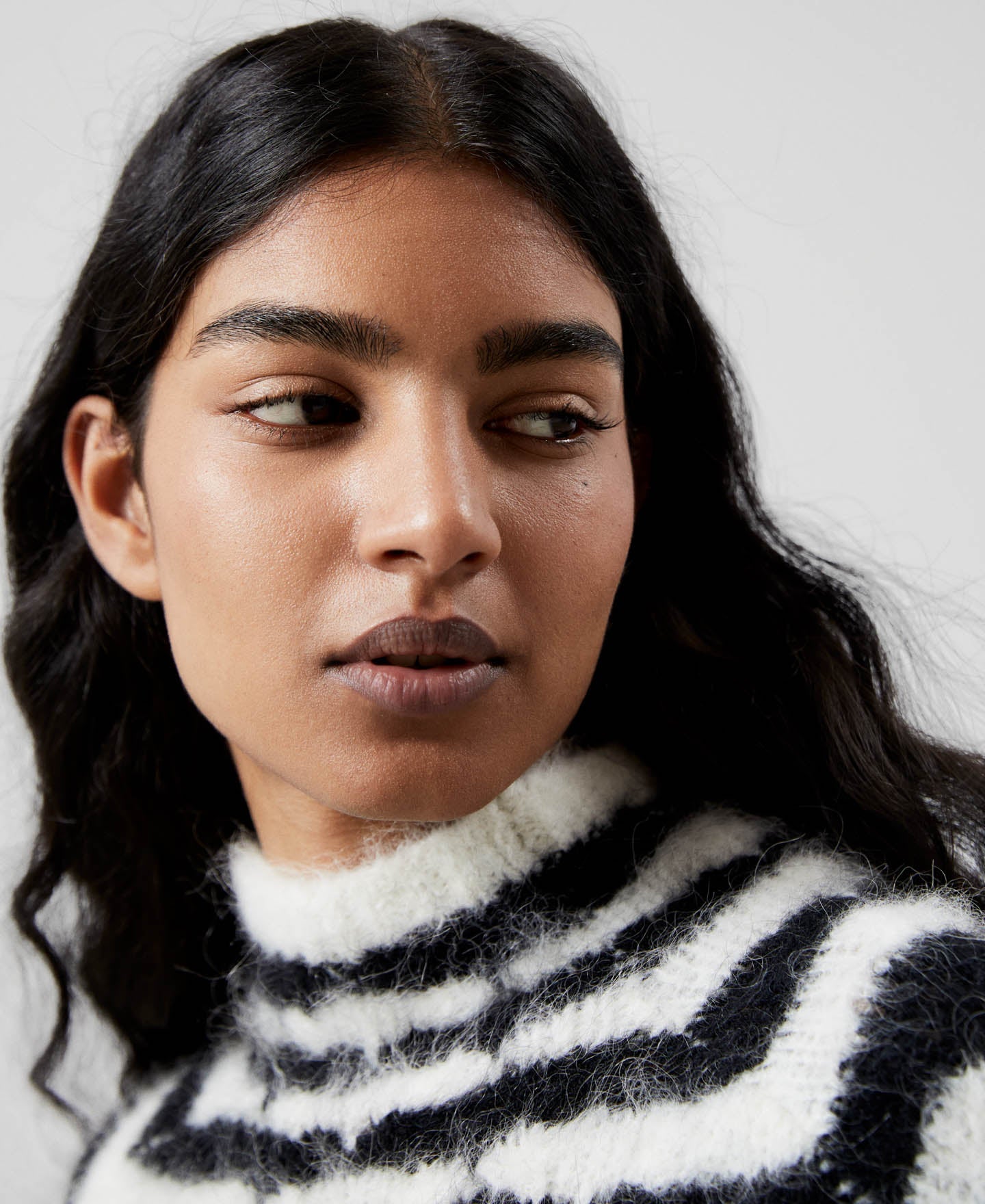Women Jersey | White And Black Sweater by Spanish designer Adolfo Dominguez